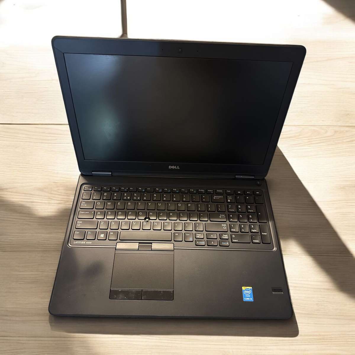 Dell Latitude E5550, ,Intel i5-5300U@2.3GHz, 8GB RAM, 180gbssd New  Batt