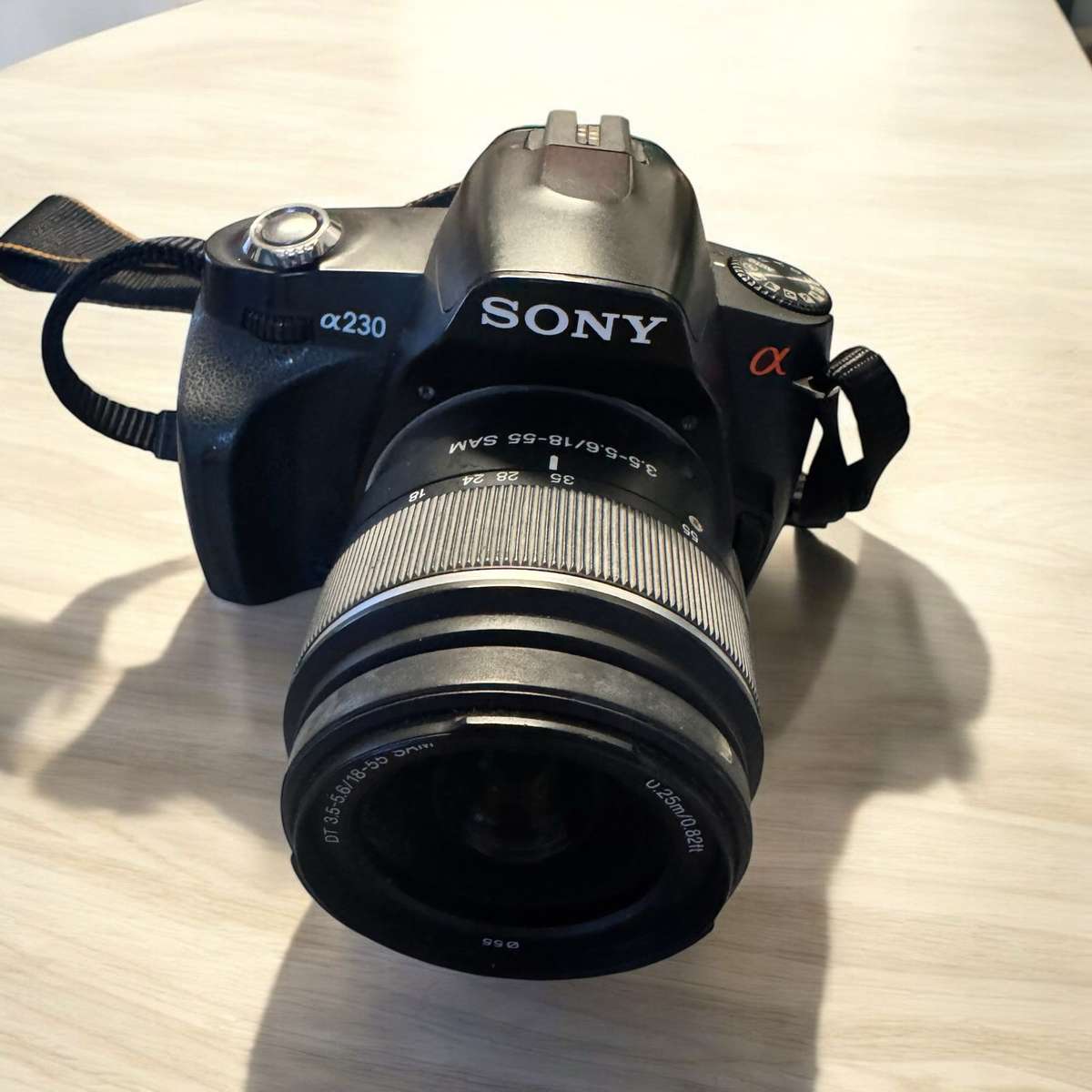 Sony  Alpha  A230 Digital  Dslr  Camera  Kit With 18-55 Sony Lens