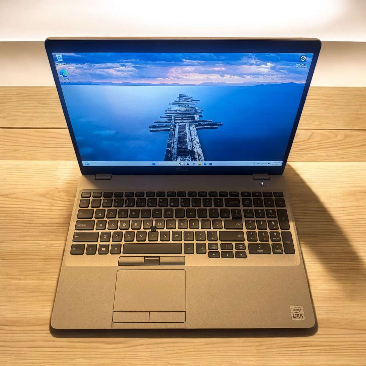 Dell Latitude 5510, 10th Gen Intel i5-10210U@1.6GHz, 16Gb Ram, 256GB Nvme Ssd 15.6` Fhd Display