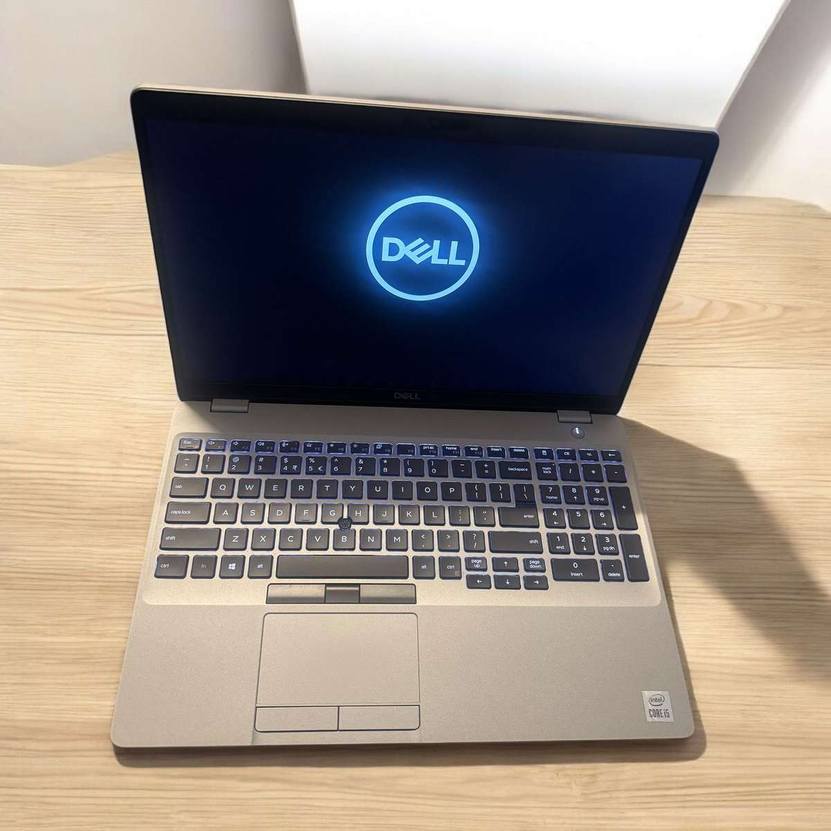 Dell Latitude 5510, 10th Gen Intel i5-10210U@1.6GHz, 16Gb Ram, 256GB Nvme Ssd 15.6` Fhd Display