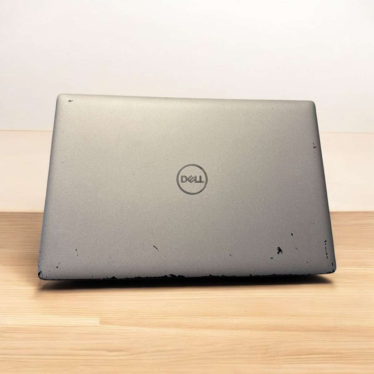 Dell 5520 Intel Iris Xe Graphics i5 11th Gen Fhd Display 16GB Ram 256gb ssd