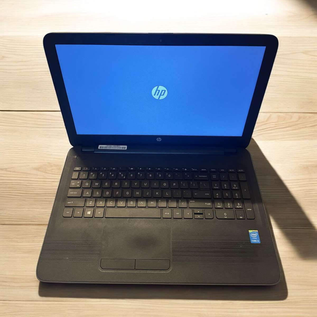 HP 250 G5, Intel i3-5005U@2.0GHz, 4Gb Ram, 500Gb Hdd, 15.6`