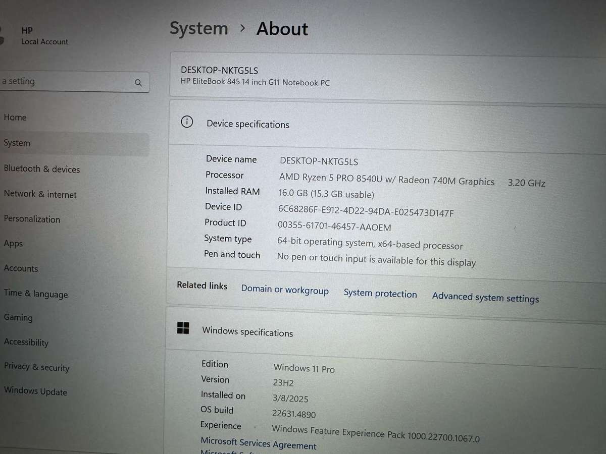 HP EliteBook 845 G11 14-inch WUXGA Laptop - AMD Ryzen 5 PRO 512GB SSD 16GB RAM LTE