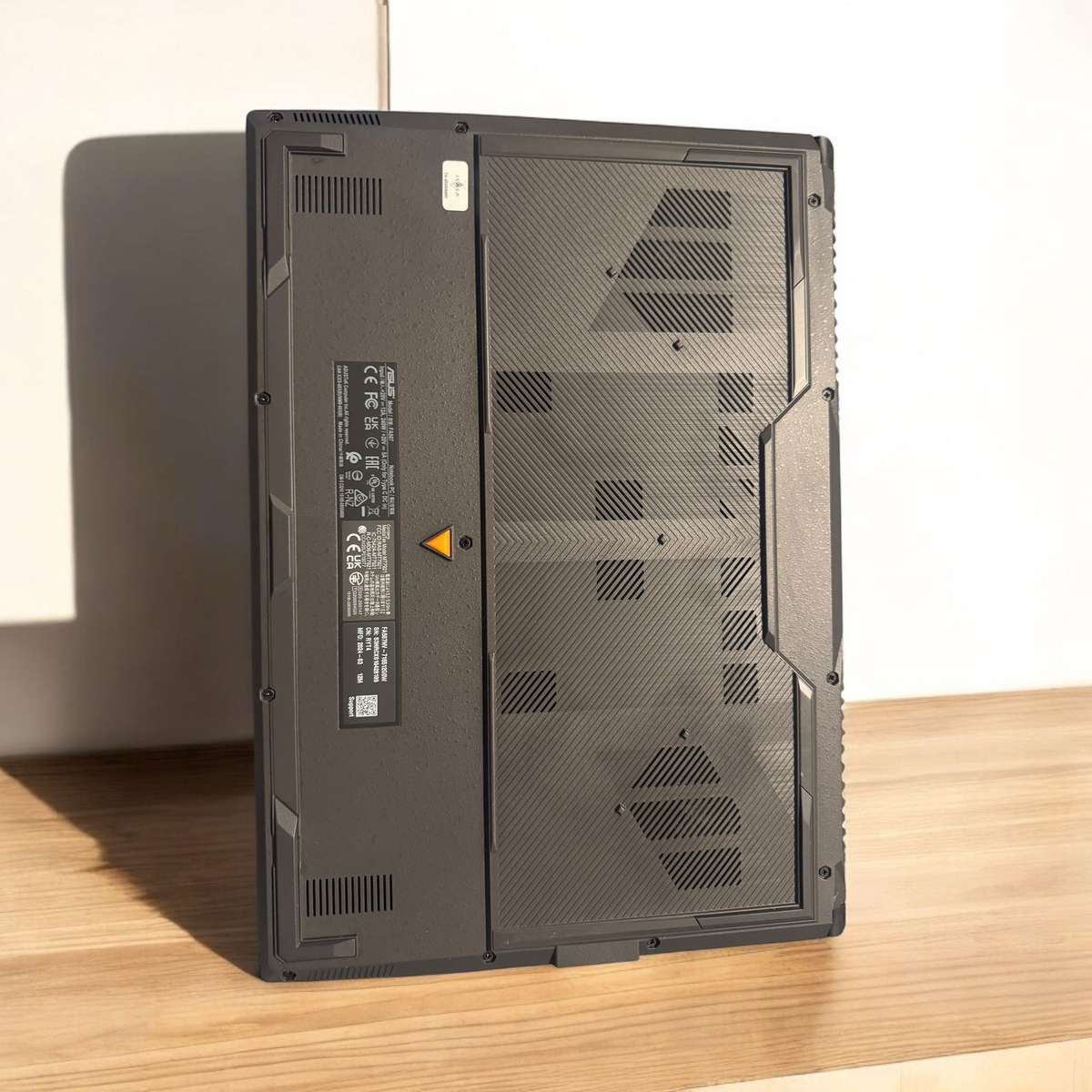 Asus Tuf Gaming A15 Ryzen 7 RTX 4060 Gaming Laptop 16gb ram 512gbssd  mint