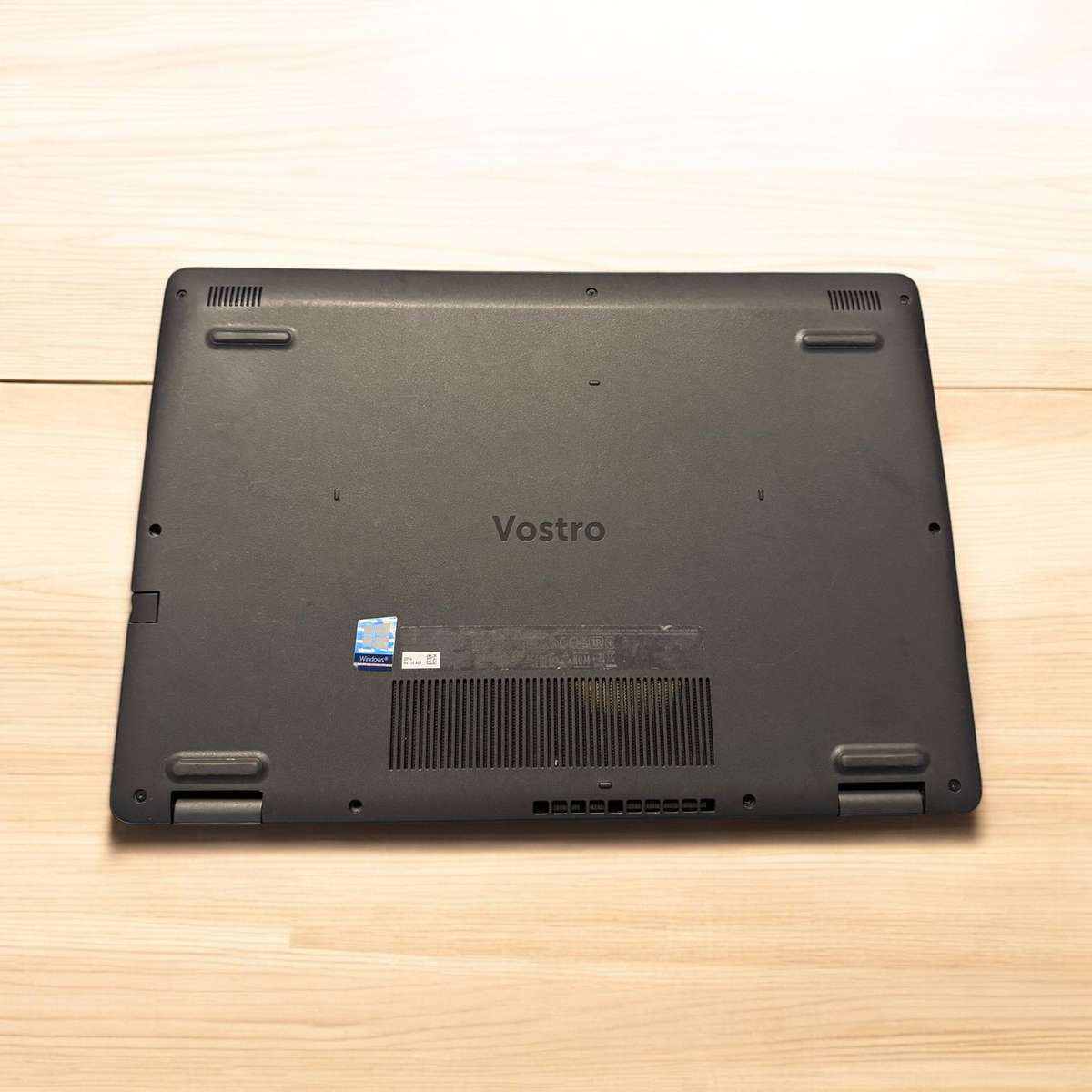 Dell Vostro 3500, 11th Gen i5-1135G7@2.4GHz, 16GB RAM, 256GB NVMe SSD, 15` FHD Display