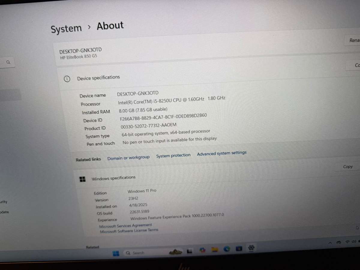 HP EliteBook 850 G5 Base Model Lte  i5 8TH Gen 8GB ram ,256gbm.2 SSD, 15.6`` FHD Display