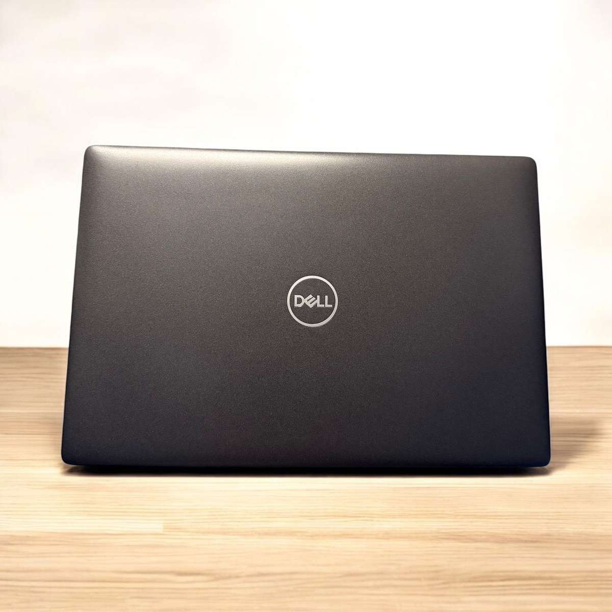Dell Latitude 5400, 8th GEN I5-8365u@1.6ghz, 8GB RAM, 256gb NVMe SSD, 14` FHD Display, Win11 LTE