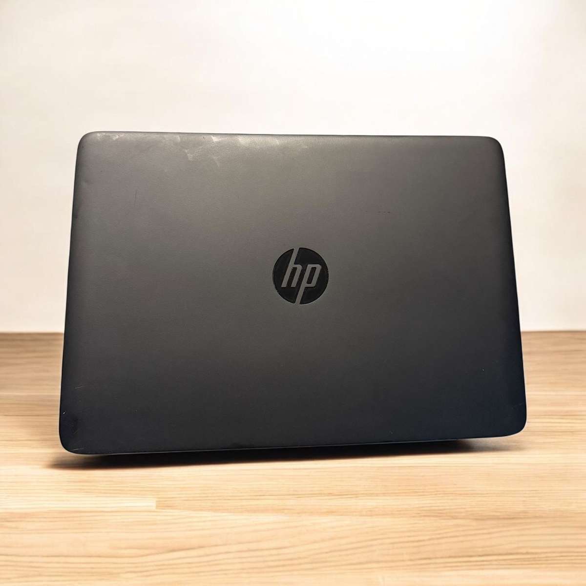 Hp Elitebook 740 G2 Core i5 5th gen 8gb Ram 128gb ssd lte new battery