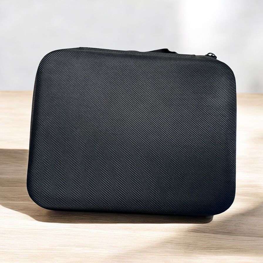 Go Pro  Hero  7 White mint With attachments