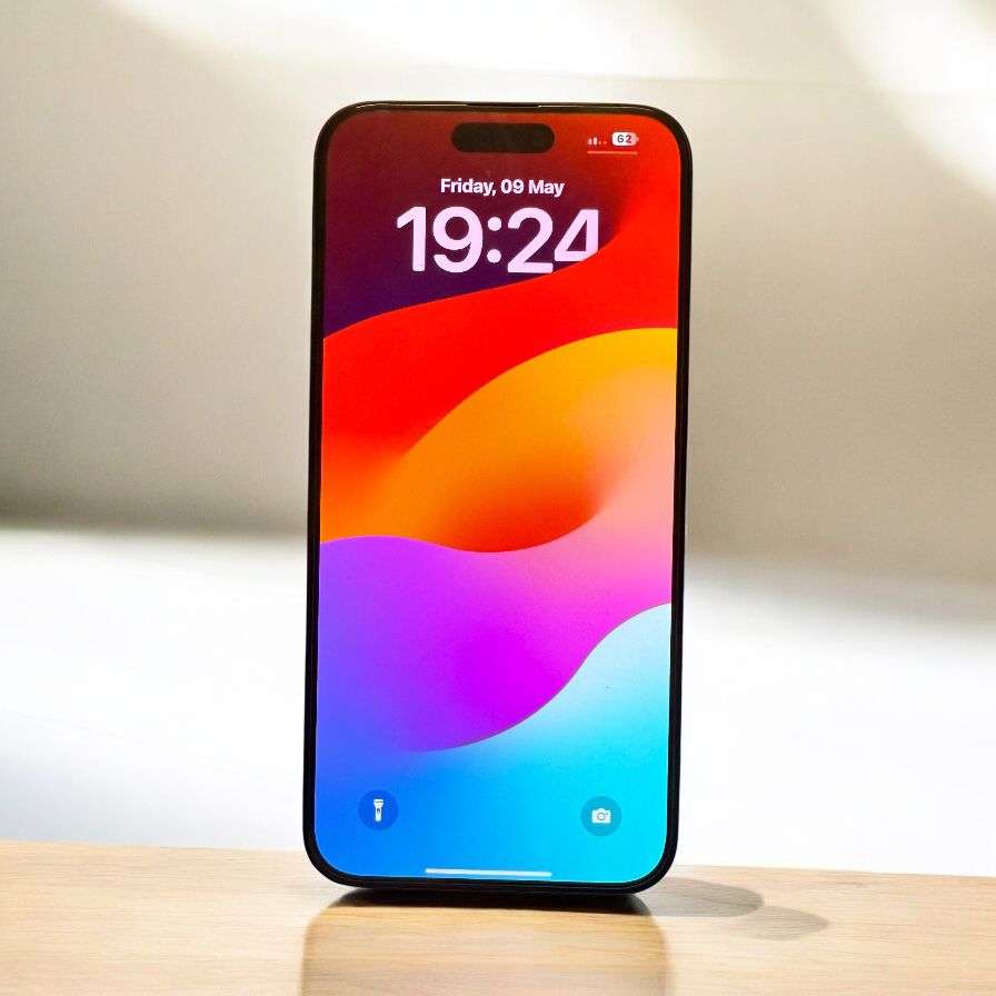 Apple iPhone 15 Pro Max 256GB Black Titanium Dual Sim One physical Sim One e sim new condition