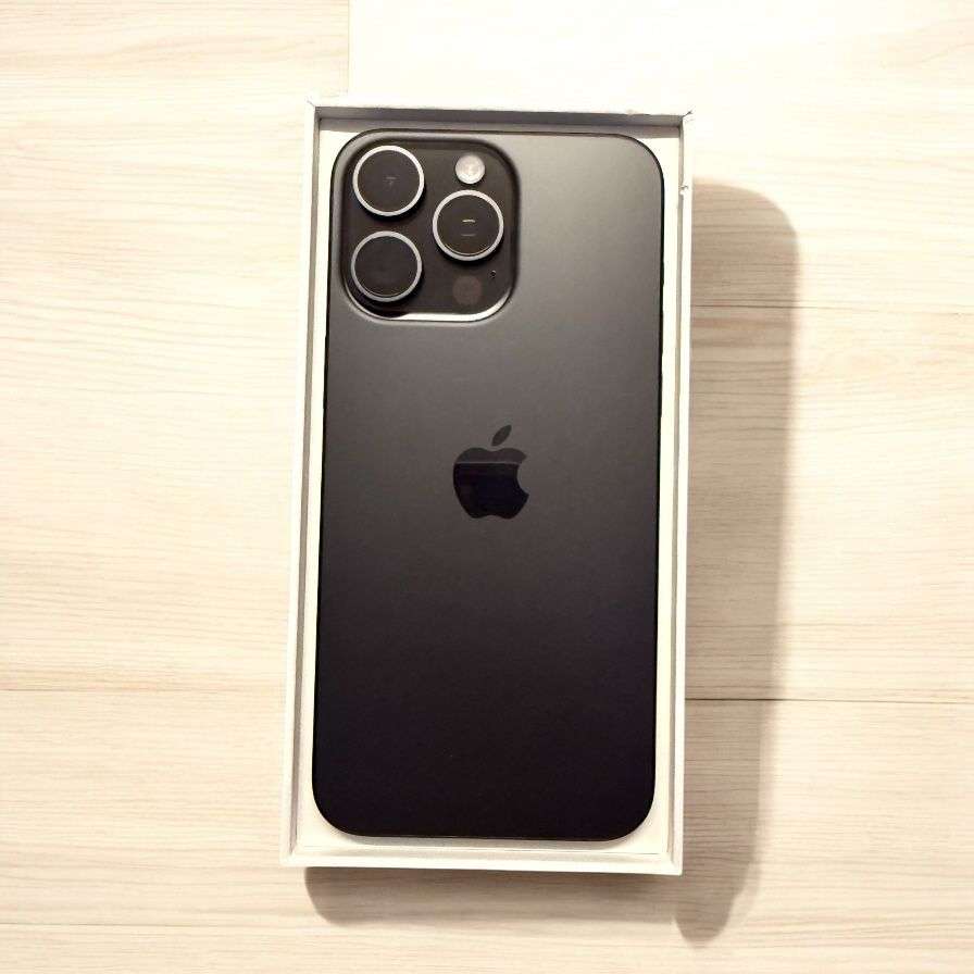 Apple iPhone 15 Pro Max 256GB Black Titanium Dual Sim One physical Sim One e sim new condition
