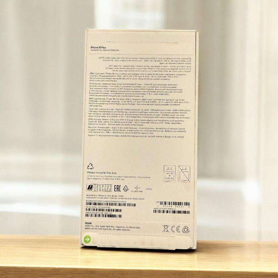 I phone 15 plus 128gb 100% batt health mint