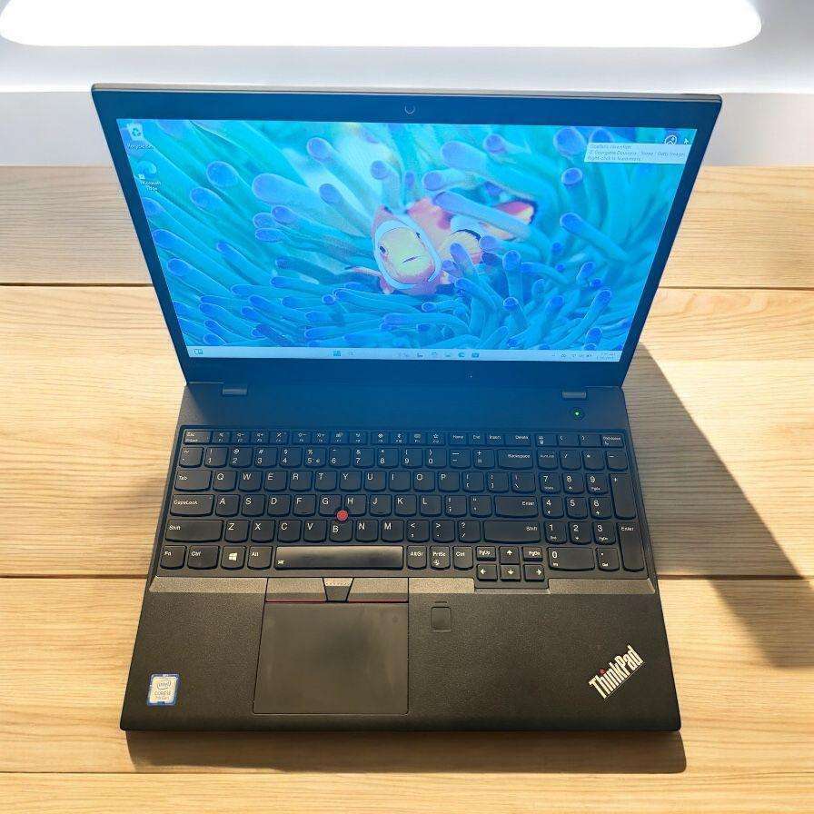 Lenovo T570 ThinkPad Laptop Core i5 7th gen 16gb ram 256gb ssd dual new batteries lte