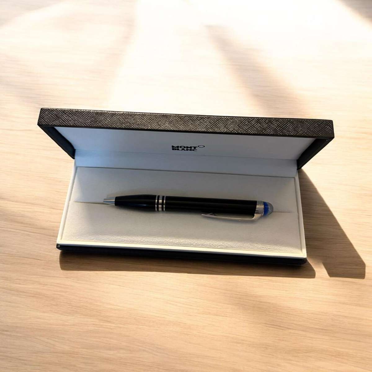 Mont Blanc Star Walker Precious Resin Ballpoint Pen mint