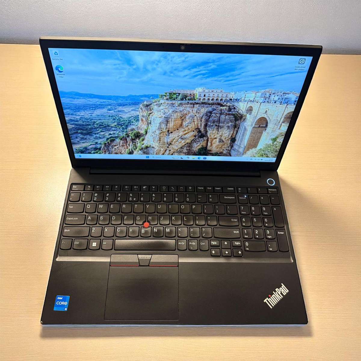 Lenovo E15 i5 12th gen 16gb ram 512gb ssd lenovo warranty.