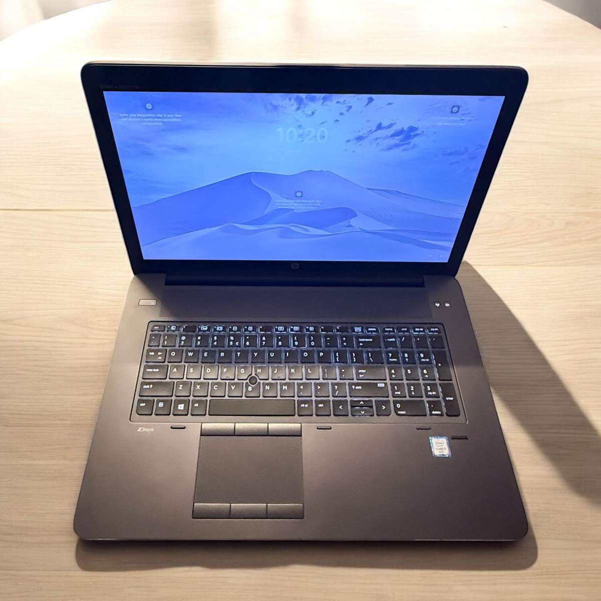 HP 17.3" ZBook 17 G3 Mobile Workstation 16gb ram 512gb ssd Nvidia Quadro M2000m graphics card lte