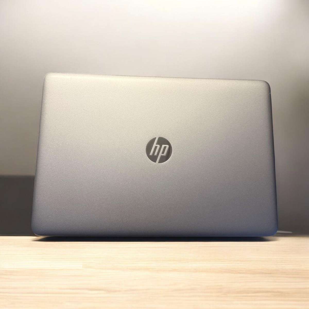 HP EliteBook 850 G3 Intel i5-6200U  8gb ram 256gb  m.2 ssd   15.6`  Lte