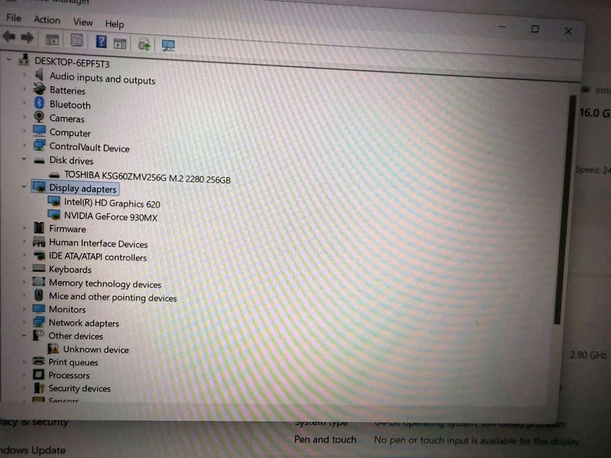 Dell Latitude 5580 Core i7 7th gen, 16gb ram 256gb m.2 ssd 15.6`fhd Display lte Nvidia Geforce 930mx