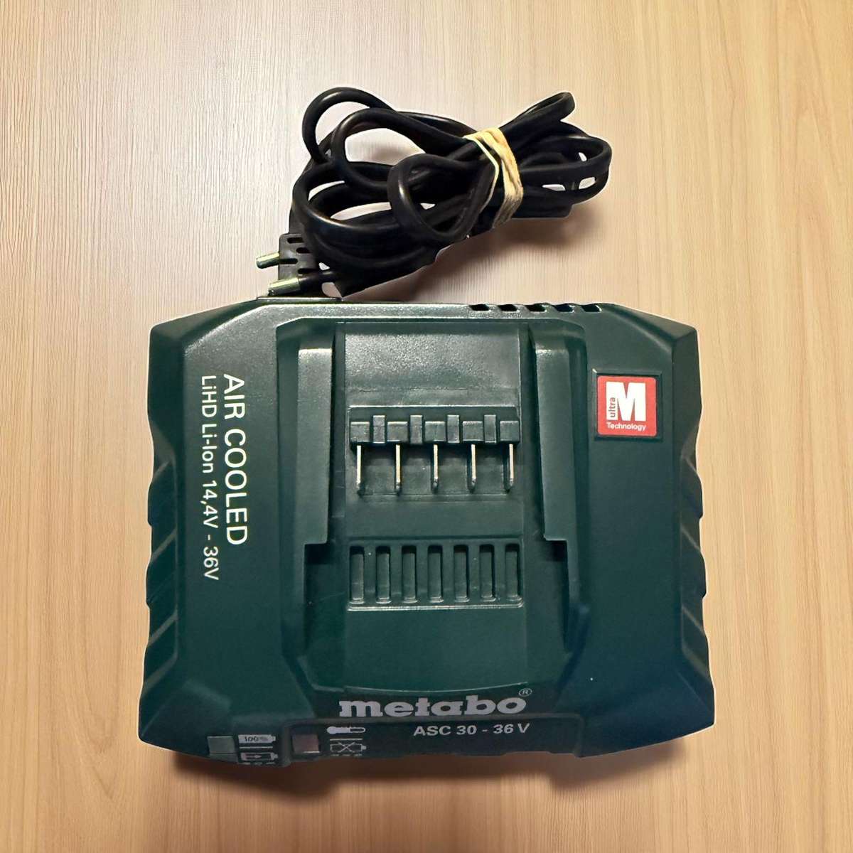 SB 18 LT (602103500) Cordless hammer drill