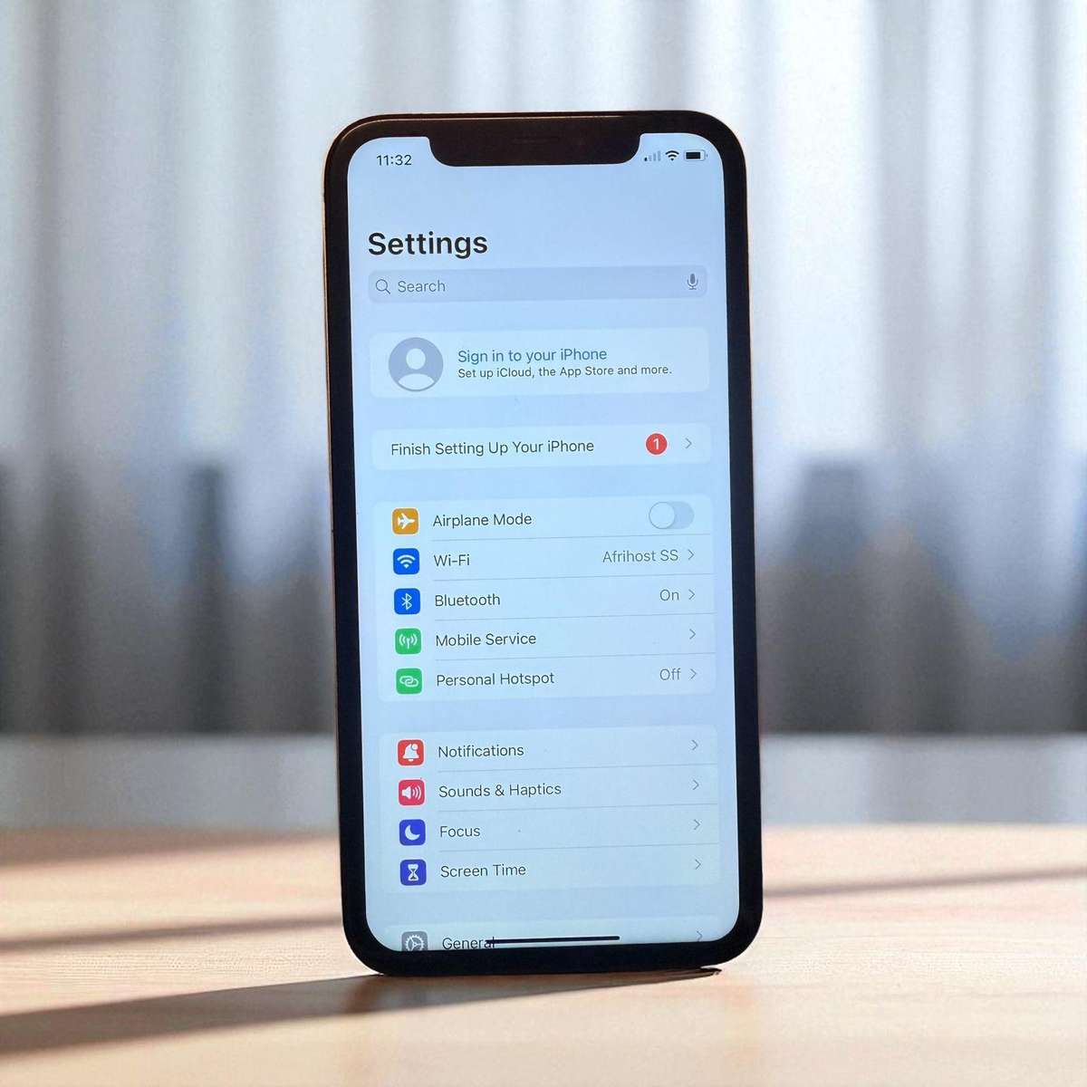 I phone xr 256gb 78% batt health mint