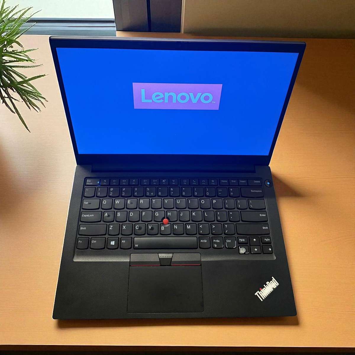 Lenovo ThinkPad E14 Gen 2 I5 11th gen 8gb Ram 256gb ssd