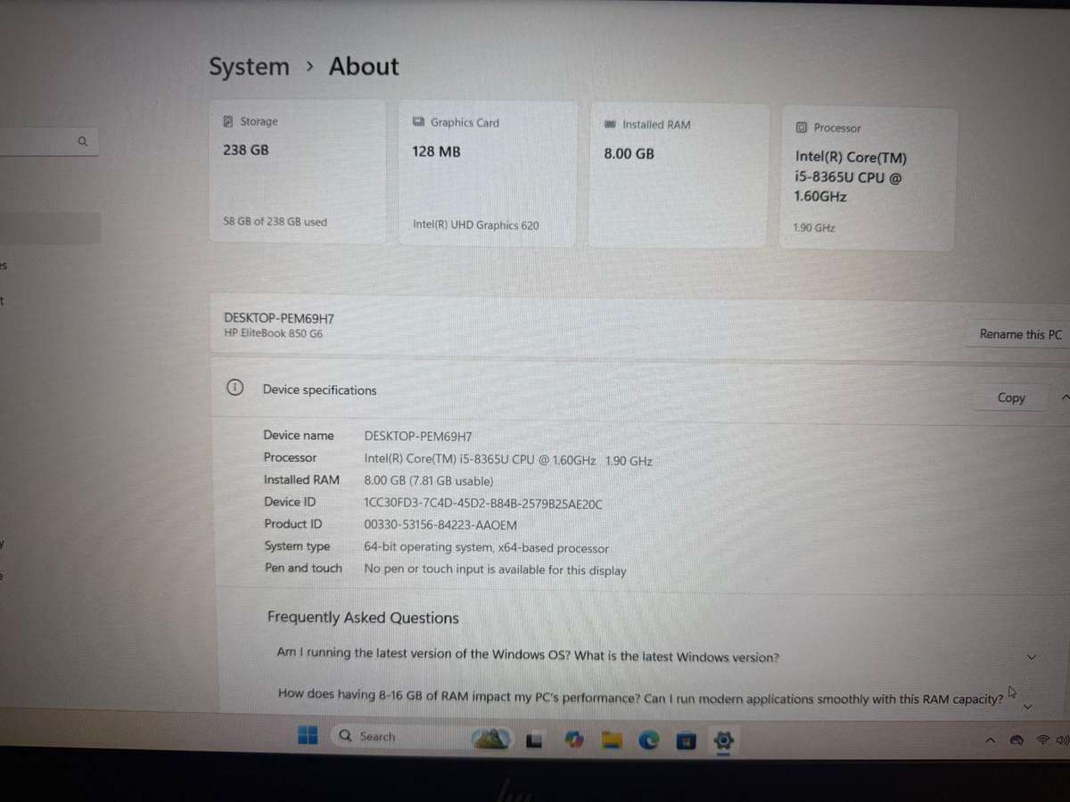 Hp Elitebook 850 G6  Core i5 8th gen Lte  15.6 inch  8GB Ram 256GB Ssd mint