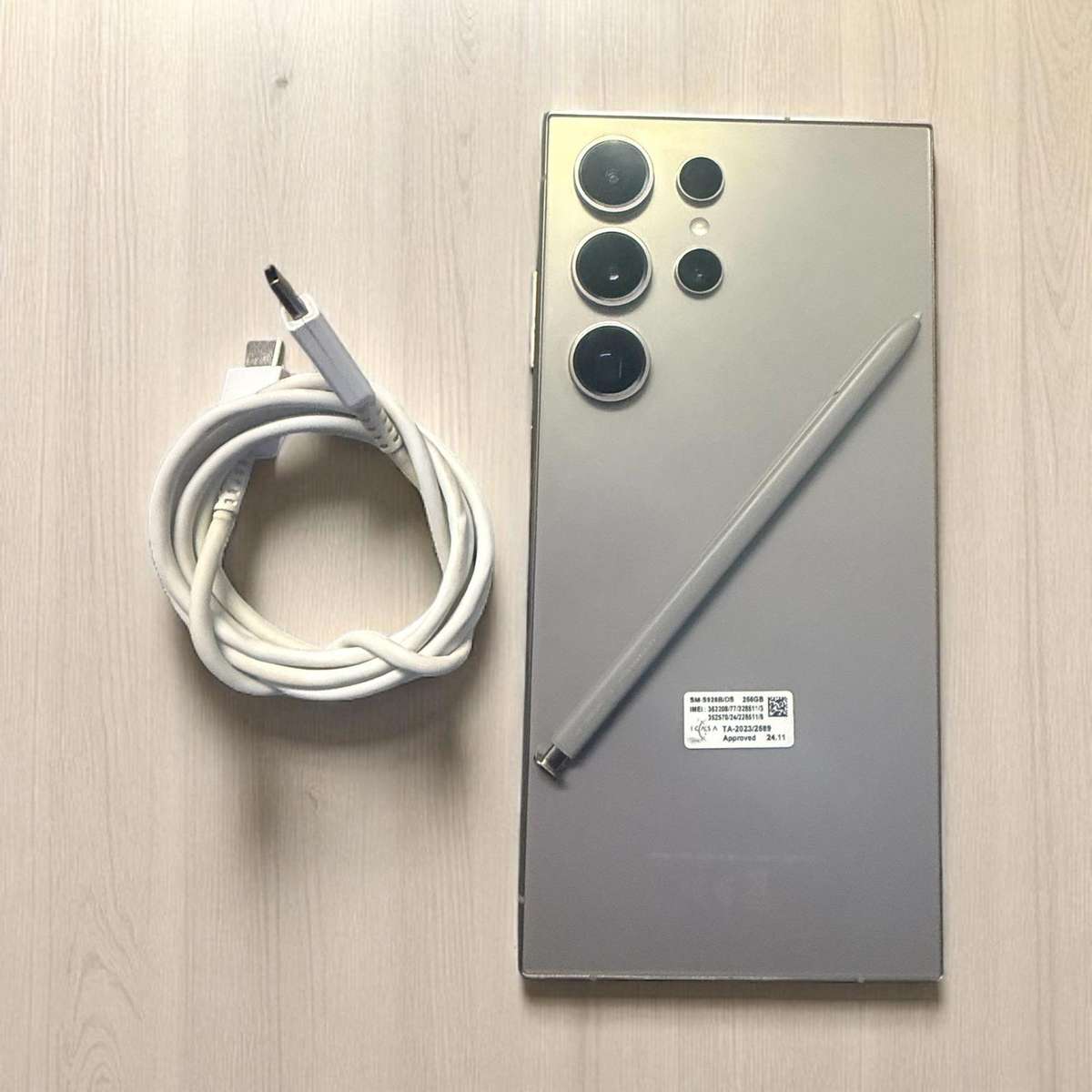 Samsung S24 Ultra 256gb 12gb ram Dual sim Mint