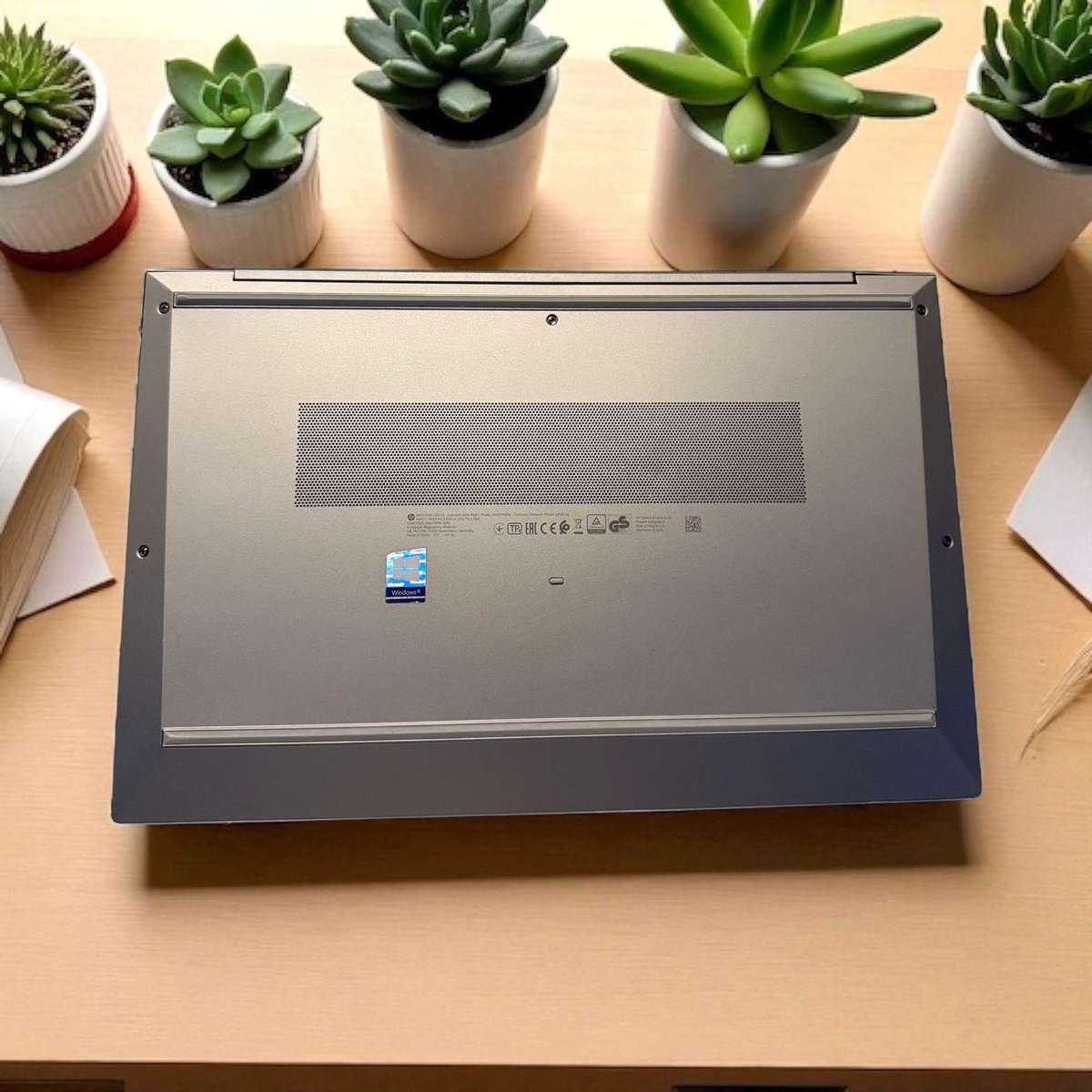 HP ZBook Firefly 15 G7 Workstation | 10th GEN i5, 8GB RAM, 256GB SSD, FHD, Intel UHD Graphics, LTE