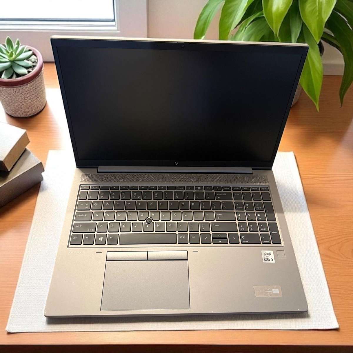 HP Z Book Firefly 15 G7 Mobile Workstation i5 10th Gen 8GB RAM 256GB SSD LTE