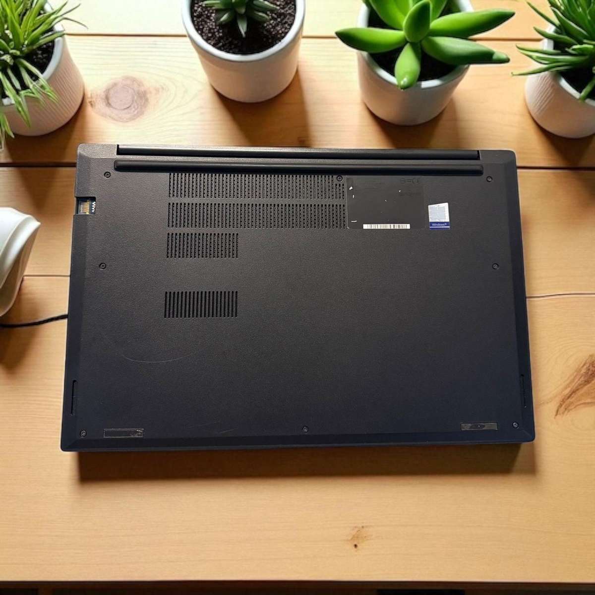 Lenovo E15 i5 10th gen 8gb ram 256gb ssd