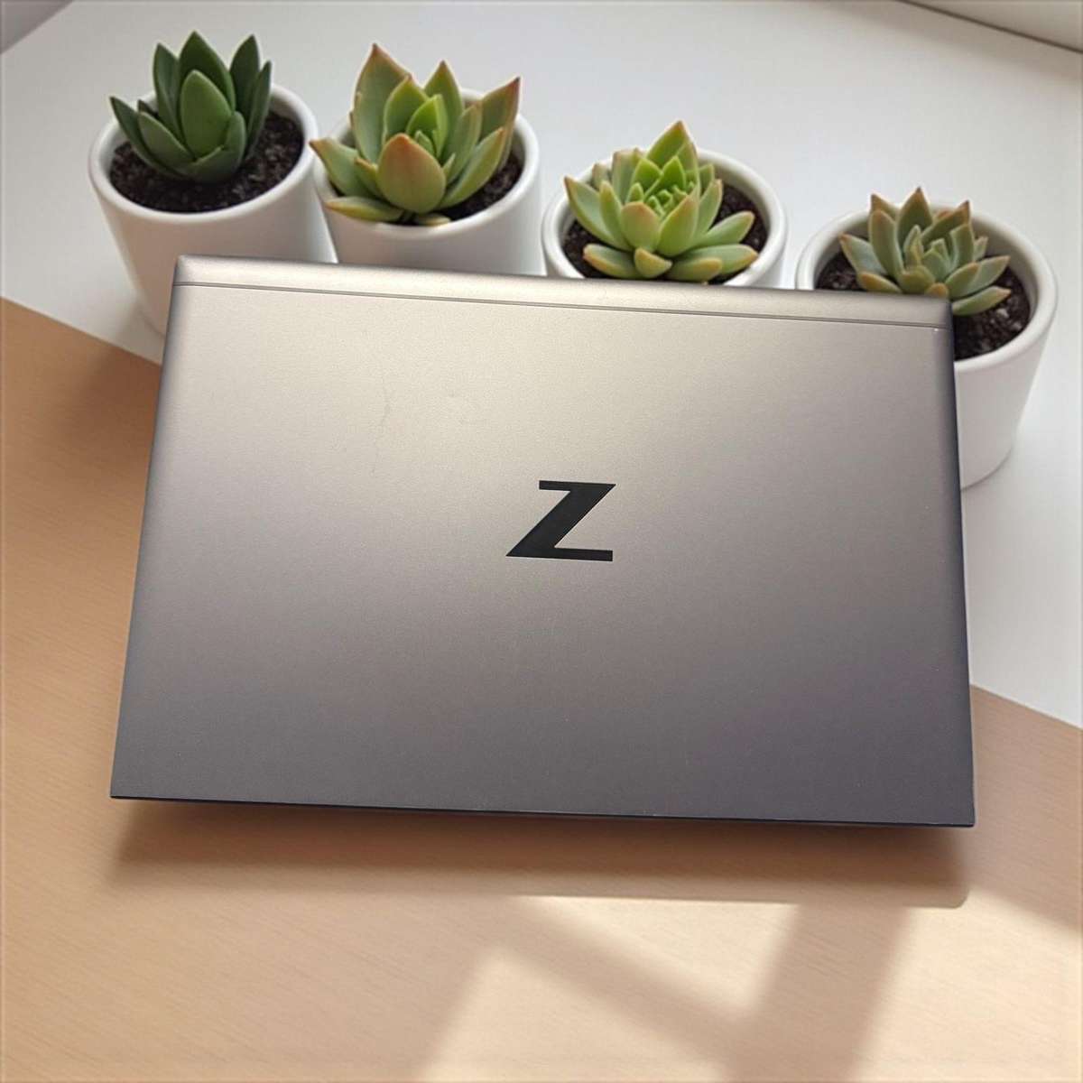 HP Z Book Firefly 15 G7 Mobile Workstation i5 10th Gen 8GB RAM 256GB SSD LTE