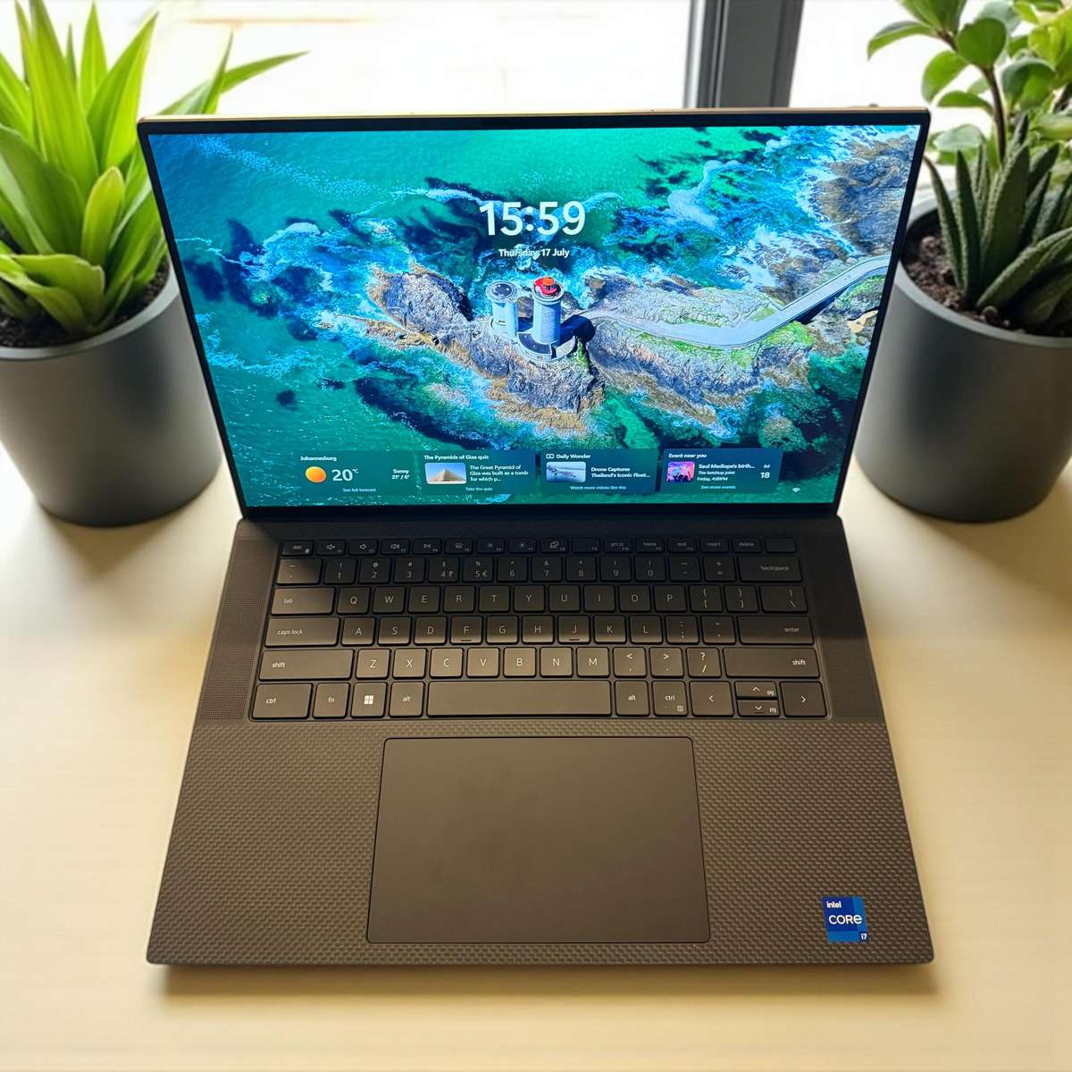 Dell XPS 15 9520 i7 12th gen 32gb ram 1tb ssd  32gb ram GeForce RTX 3050 ti 4gb new condition