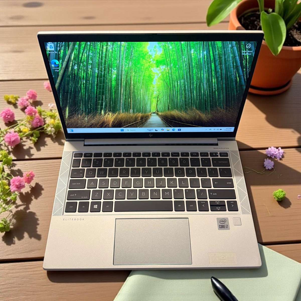 HP EliteBook 830 G7 Touchscreen Core i7 10th gen  13.3" FHD 16 gb ram 512gb ssd  Backlit Keyboard