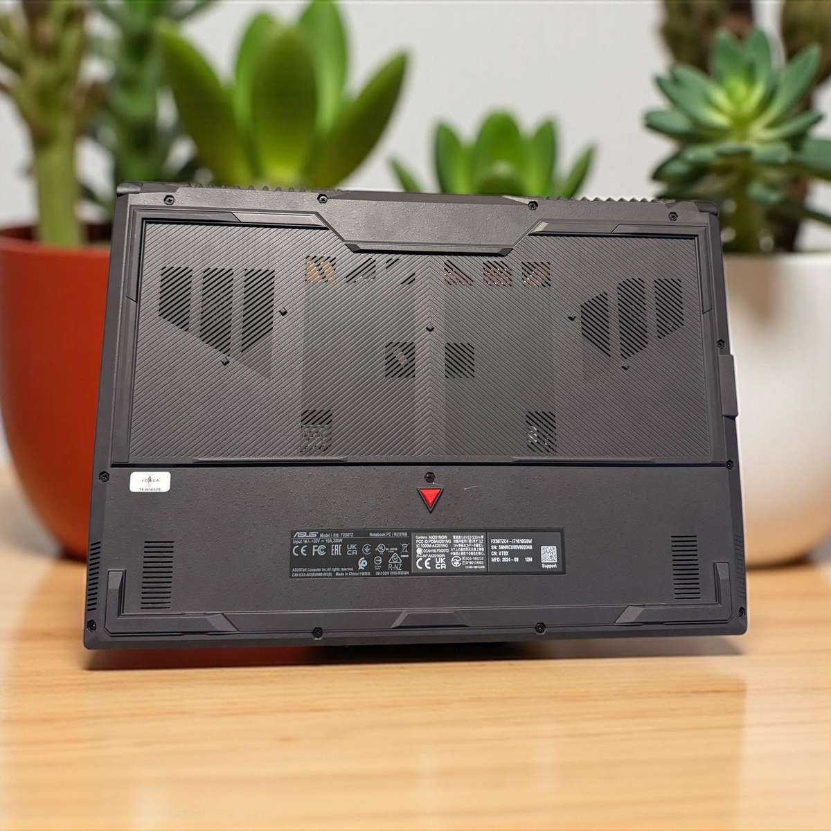 Asus Tuf Gaming F15 Core i7 12th gen  RTX 3050 Gpu Gaming Laptop 32gb ram 2tbssd  mint Asus warranty