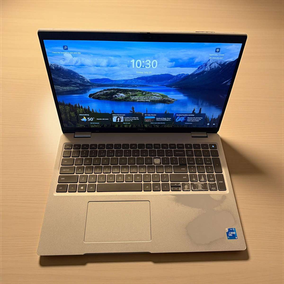 Dell Latitude 5520 Intel Iris Xe Graphics i5, 11th Gen  8GB 256GBssd 15.6''