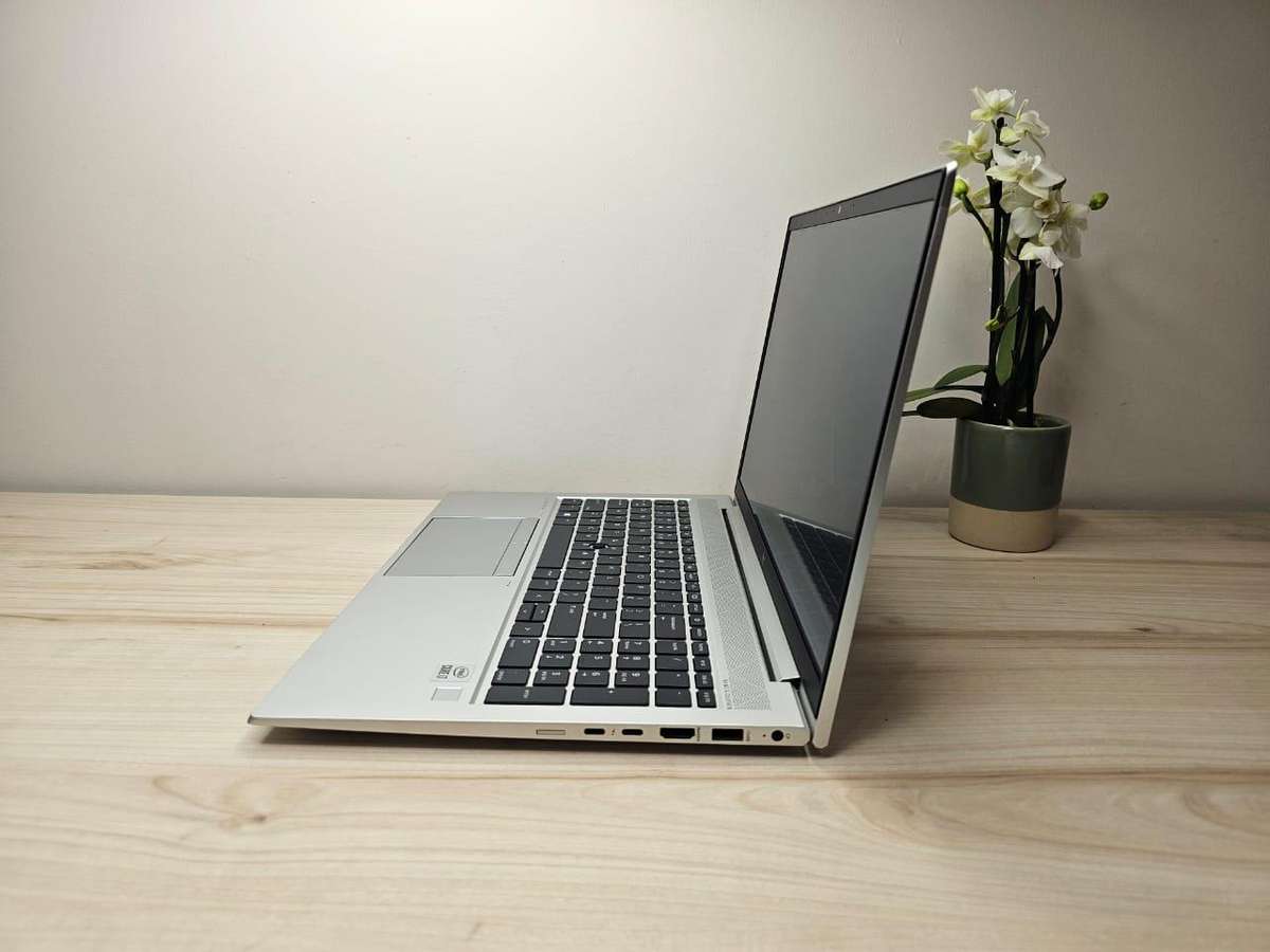 Hp Elitebook 850 G7 i7 10th gen 16gb ram 512gb ssd