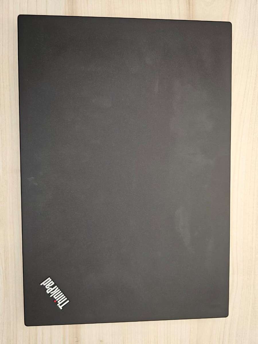 Lenovo thinkpad t14 gen 2 17 11th gen 16gb ram 256gb ssd