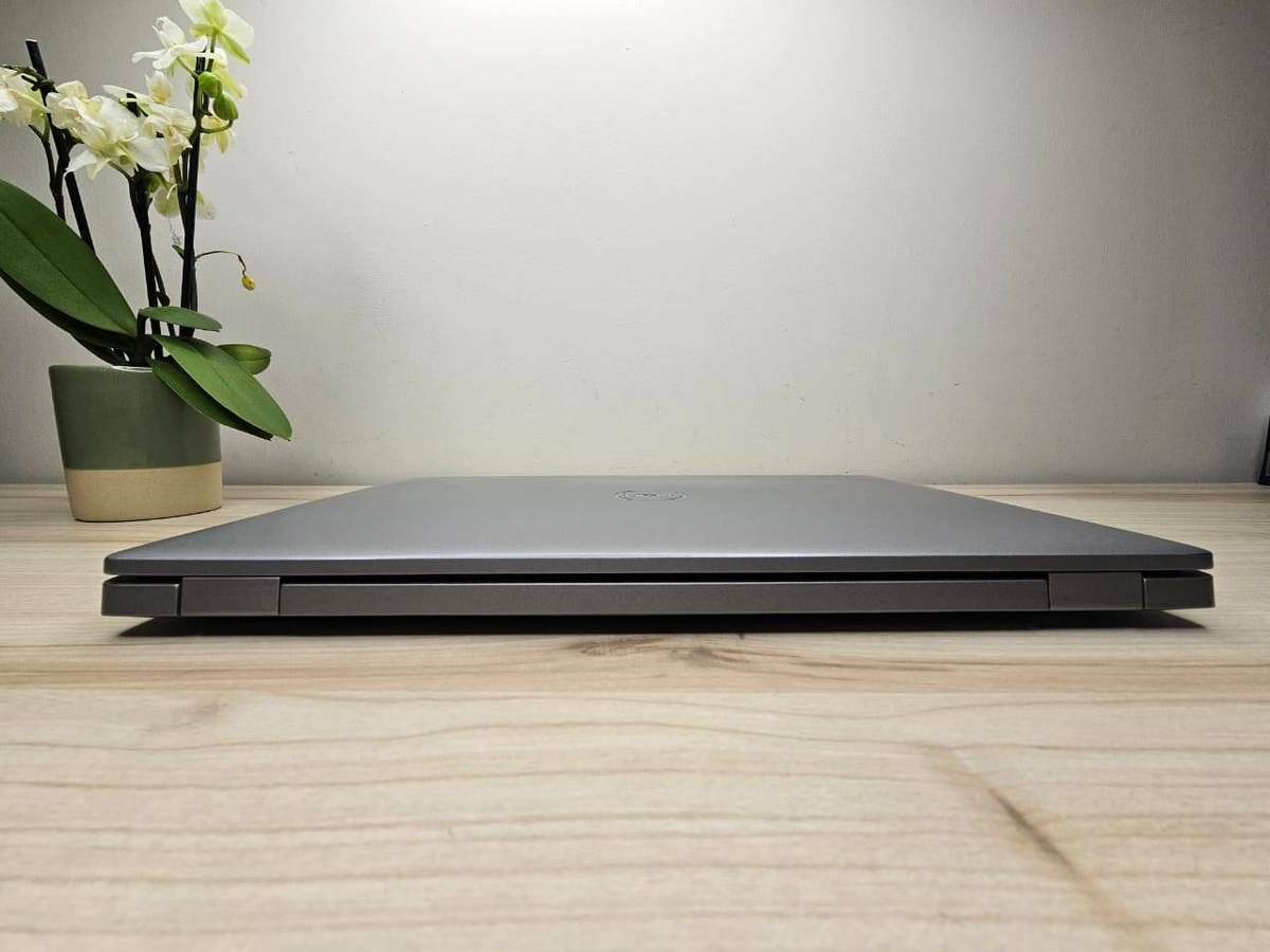 Dell  latitude 5400 Chromebook i5 8th gen