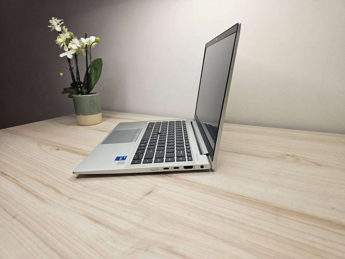 Hp 840 G8 Core I5 11TH Gen 16GB Ram 256GB Ssd Lte Fhd Display Intel  Iris Xe Graphics