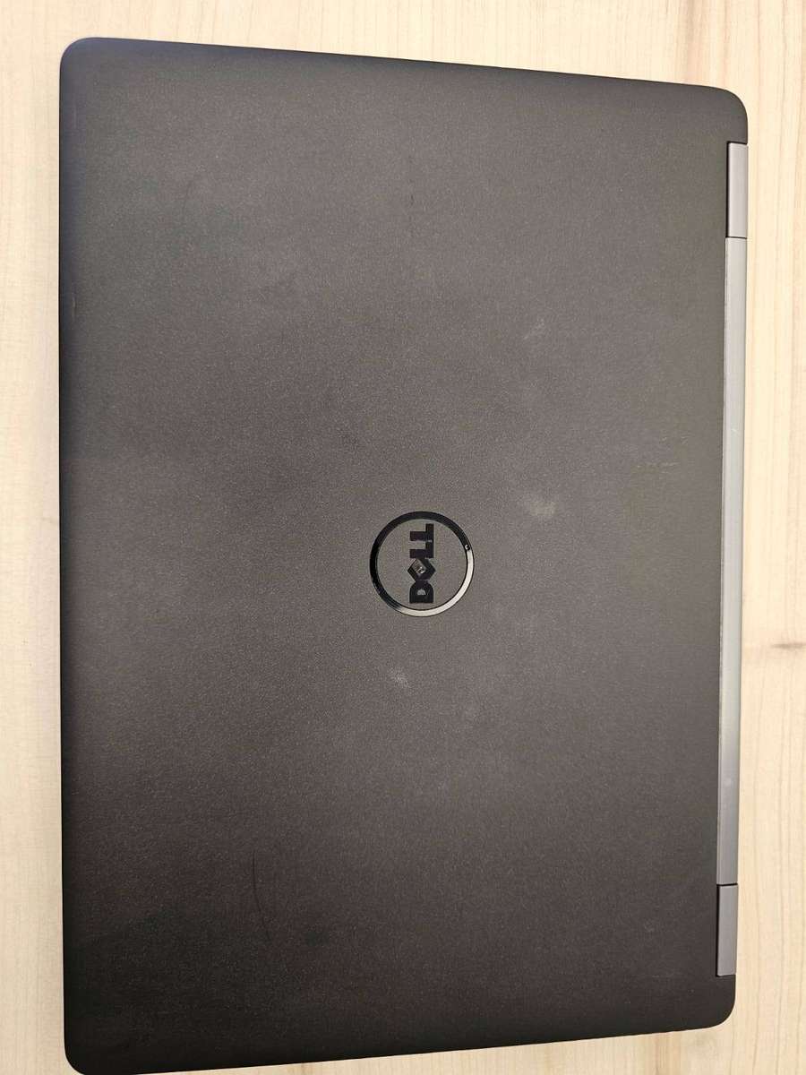 Dell Latitude E7270 lte i5 8th gen 8gb ram 256gb ssd