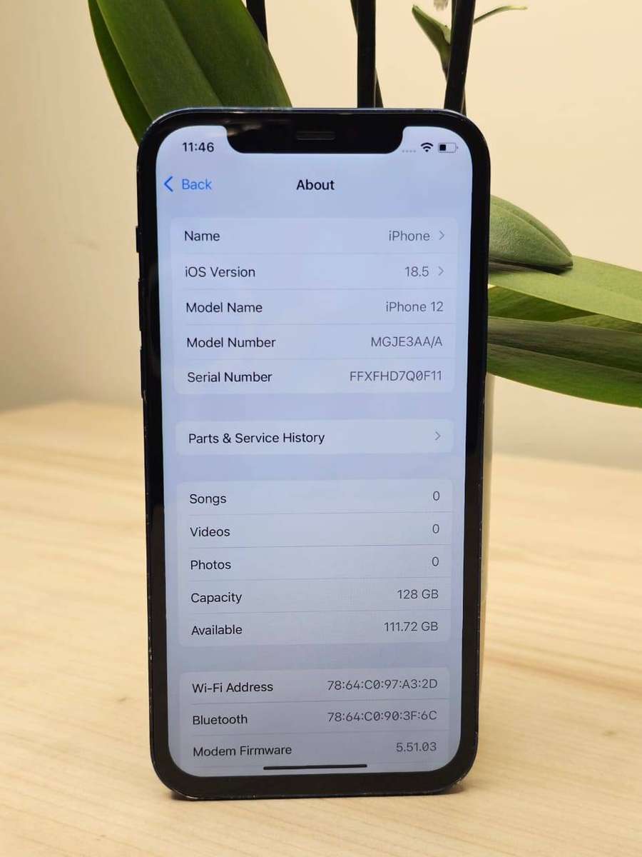 I phone 12 128gb 82% batt health