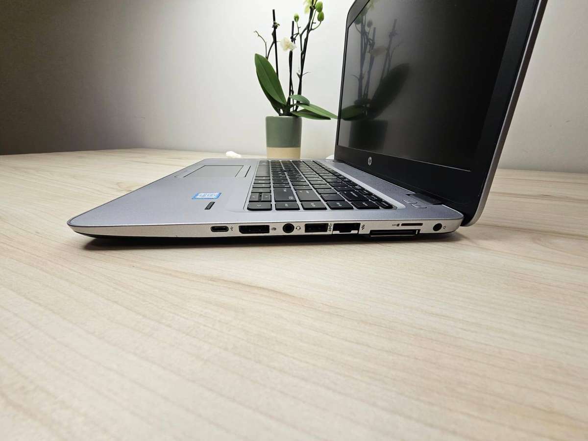 Hp EliteBook 840 G3 core i5 6th gen  16gb ram 120gb ssd lte 500gb hdd