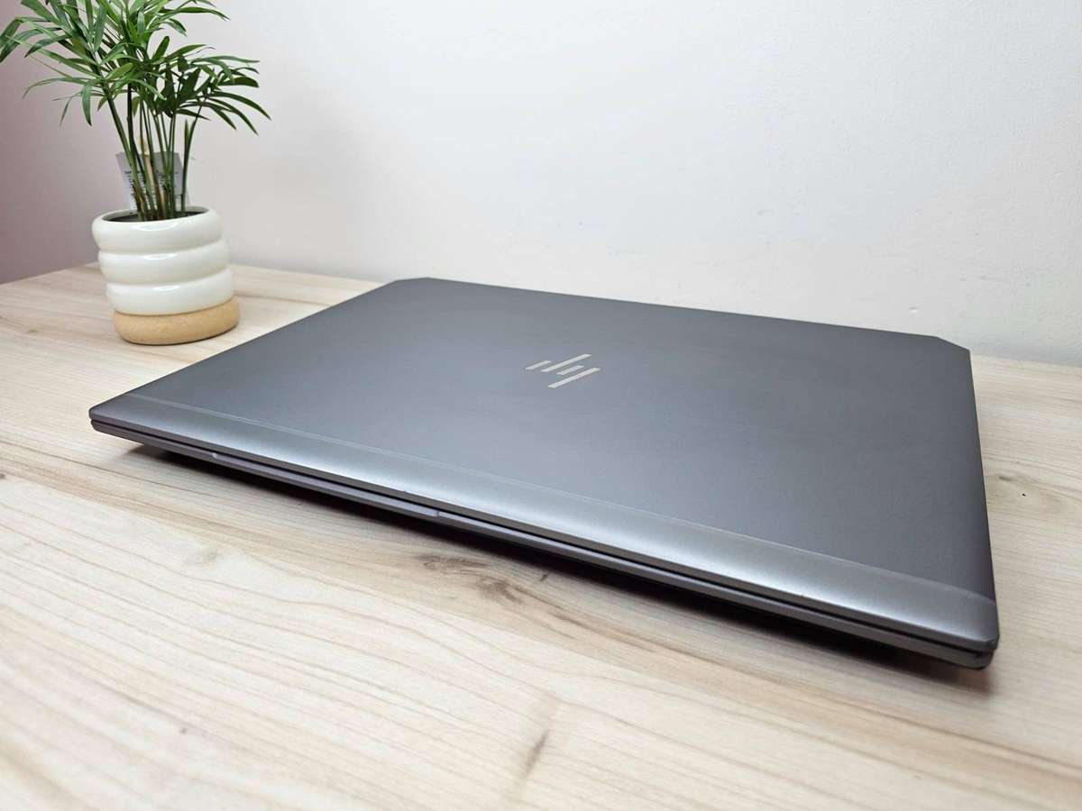 Hp Z book 15 G6 Core i7-9th gen 16gb ram 512gb ssd Nvidia Quadro T1000 graphics card Lte