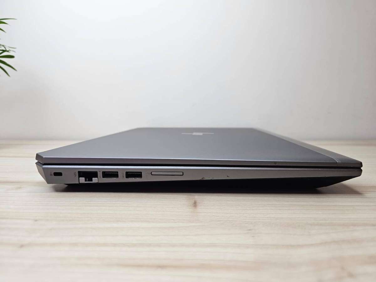 Hp Z book 15 G6 Core i7-9th gen 16gb ram 512gb ssd Nvidia Quadro T1000 graphics card Lte