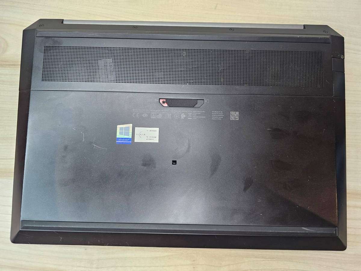 Hp Z book 15 G6 Core i7-9th gen 16gb ram 512gb ssd Nvidia Quadro T1000 graphics card Lte