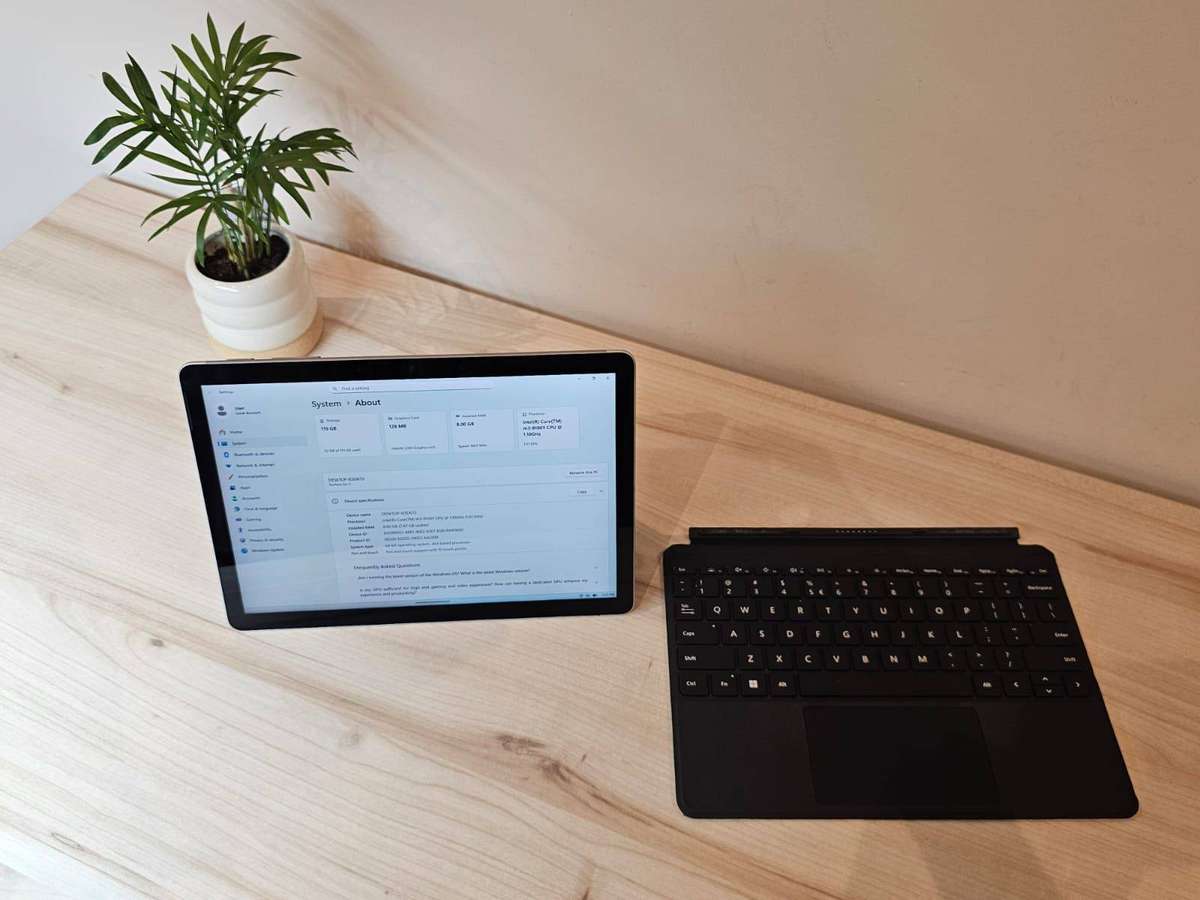 Microsoft Surface Go 2 (1927) 128gb ssd Intel Core m3 8th Gen Wi-Fi + 4G