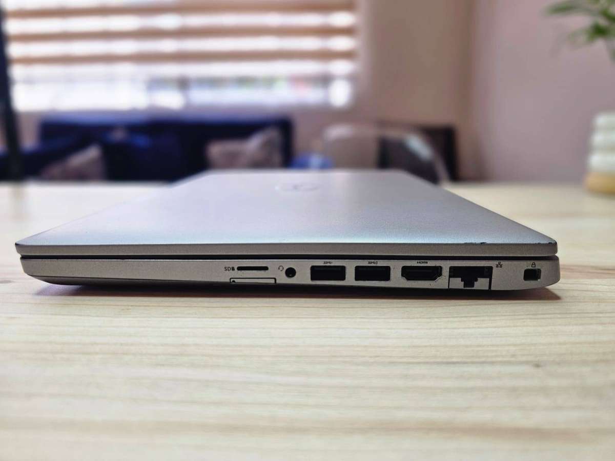 Dell Latitude 5410 i5 10th Gen 8gb ram 256gb ssd lte