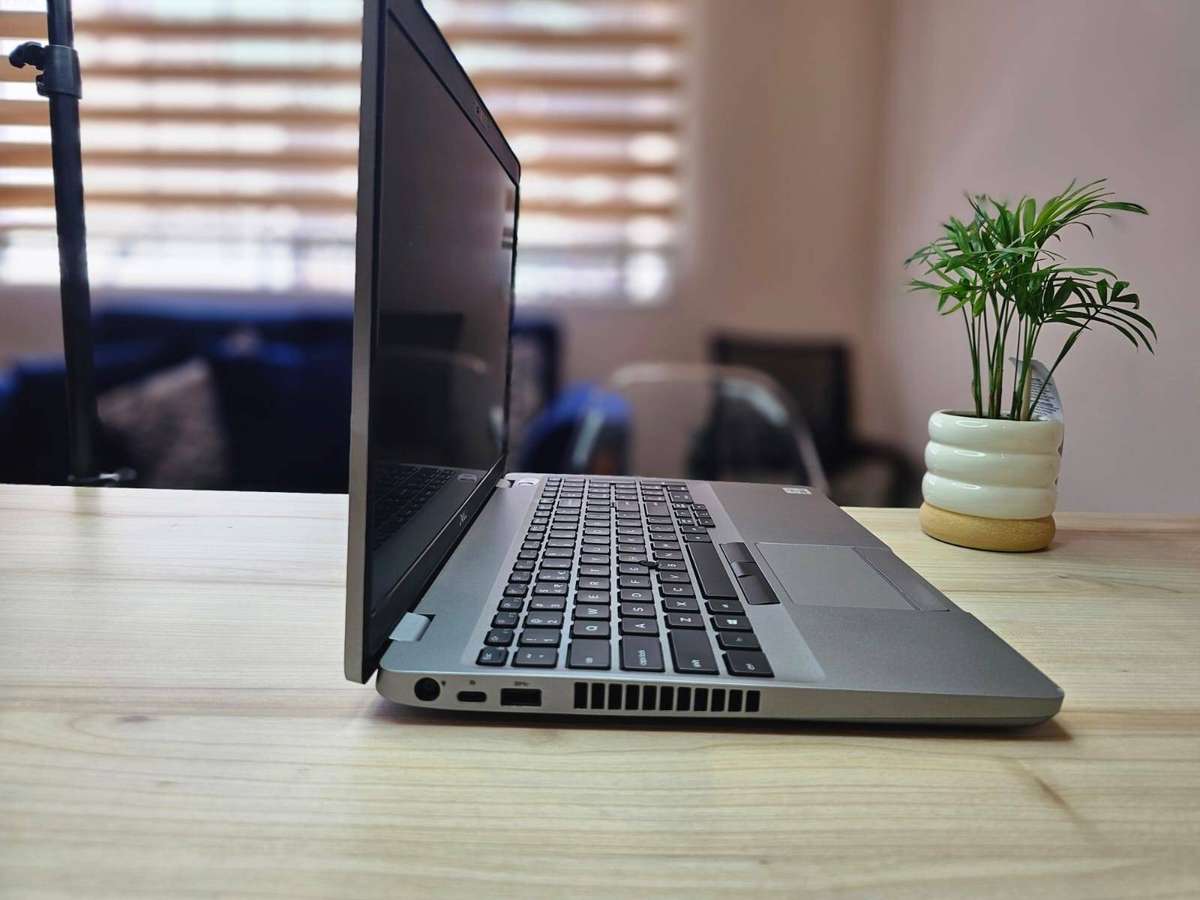 Dell Latitude 5510, 10th Gen i5 8gb ram 256gb ssd