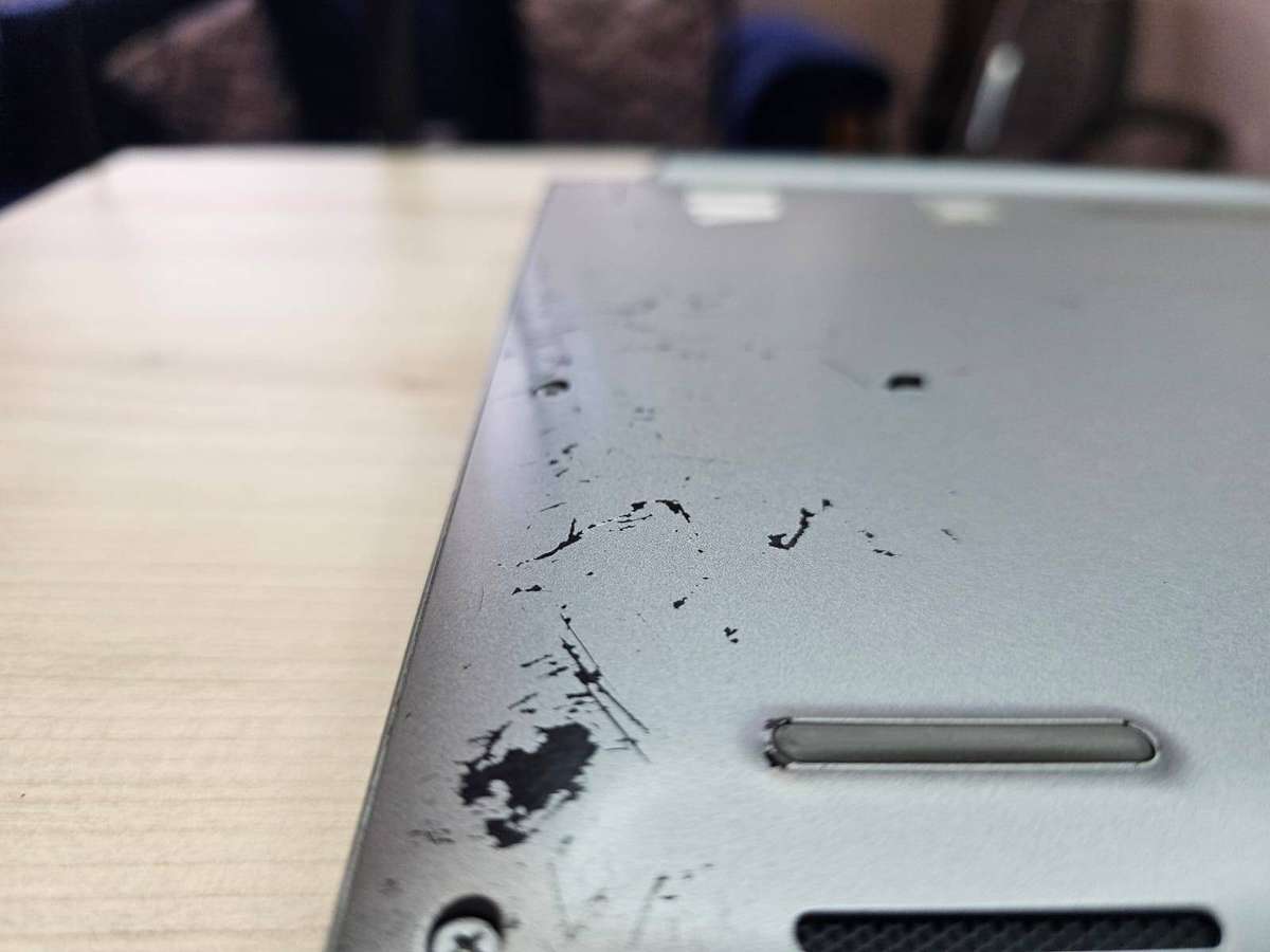 Dell Latitude 5520 Intel Iris Xe Graphics i7 11th Gen  16GB 512GBssd 15.6''