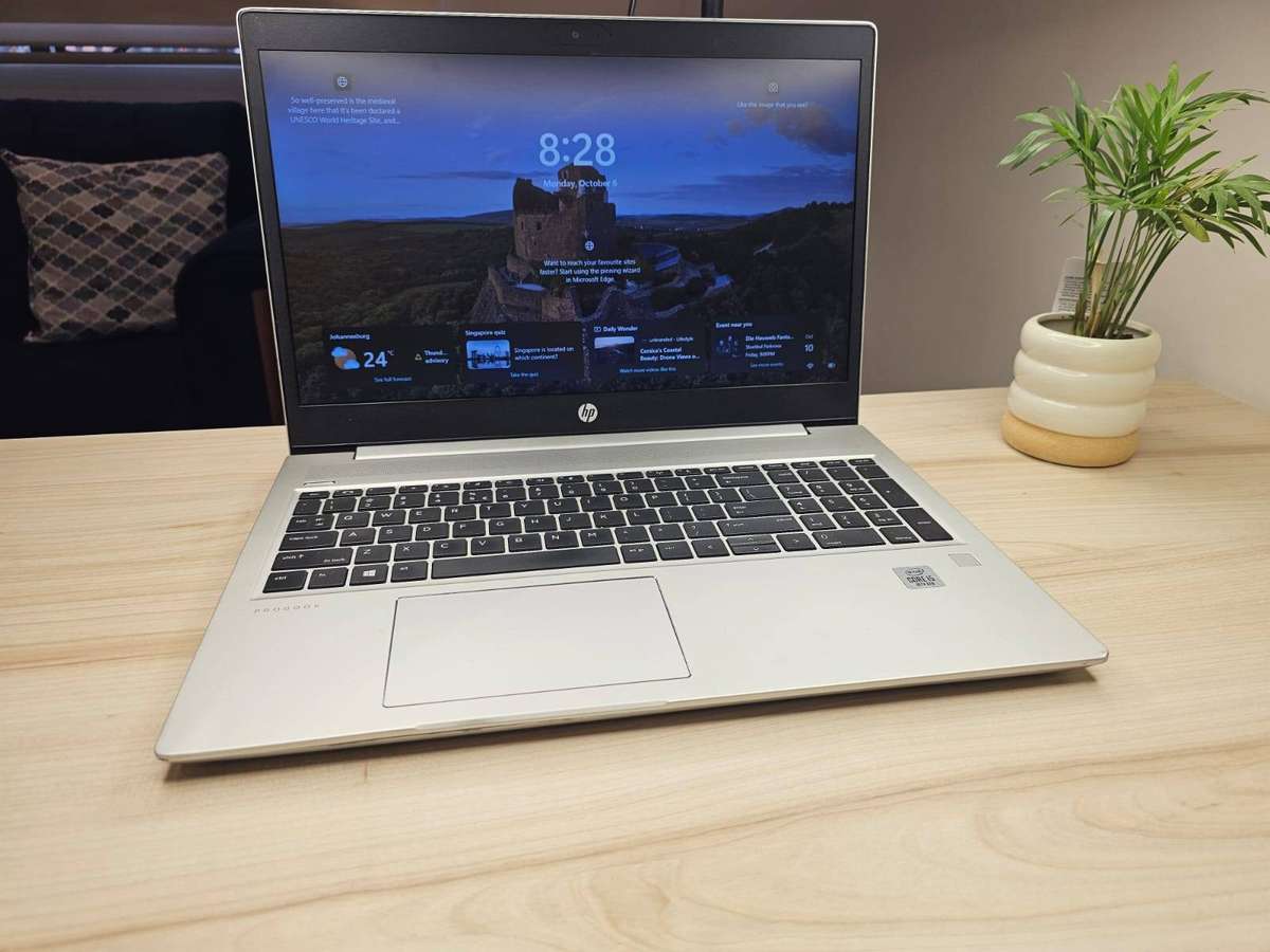 Hp Probook 450 G7 Core  I5 10th gen 8gb ram 256gb fhd display lte
